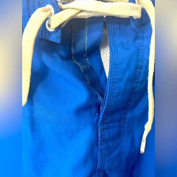 Abercrombie blue board shorts size Medium - Picture 4 of 5